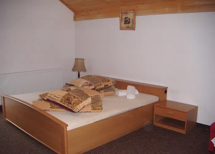 Magdalenka - W Centrum בית אירוח